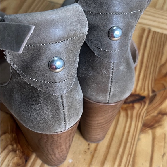 Free People Wood Clogs Buena Vista Green - Picture 8 of 14